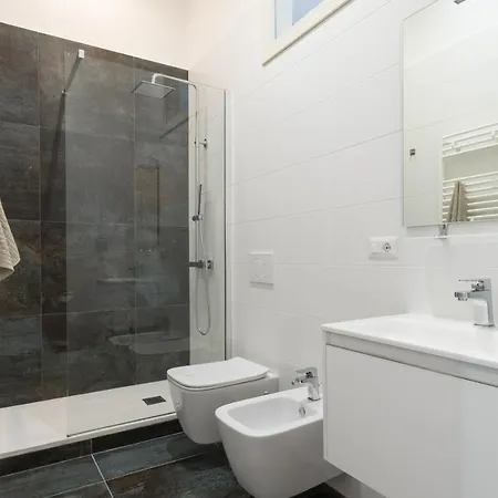 Murat Nelcuoredibari Lejlighed Bari