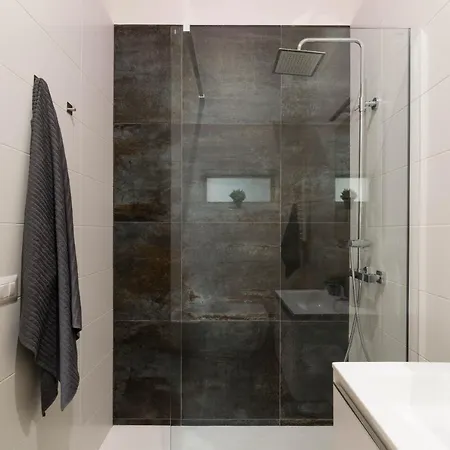 Murat Nelcuoredibari Apartment