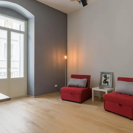 Murat Nelcuoredibari Apartment